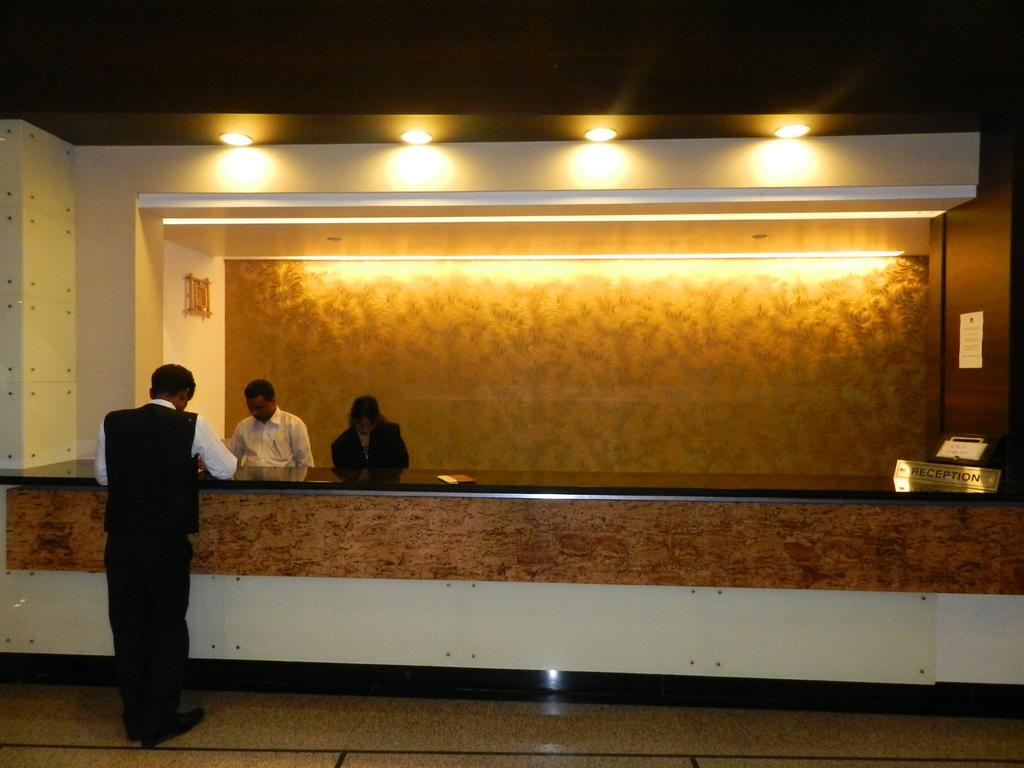Hotel Rock Regency Toranagallu Экстерьер фото